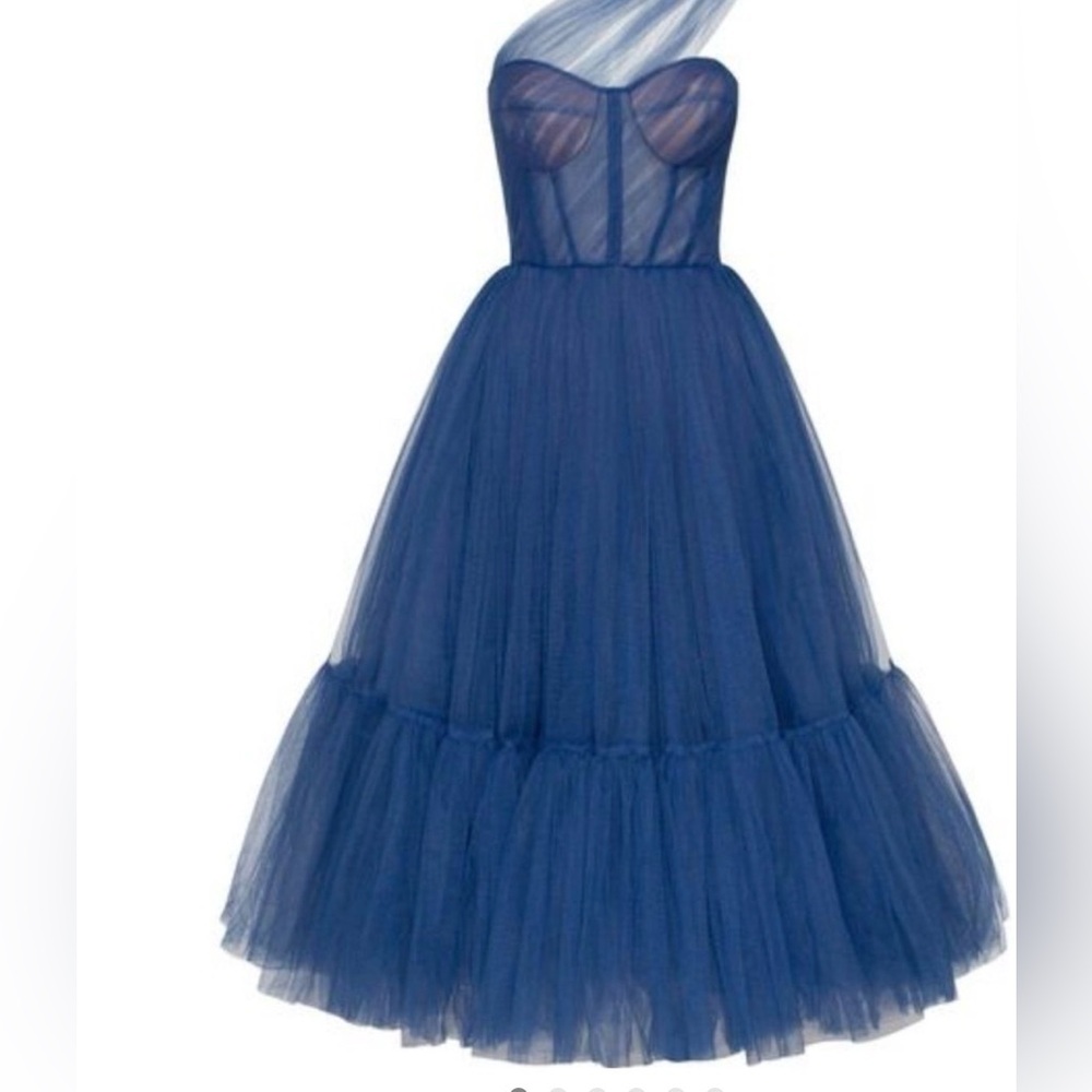 Elegant Blue women’s dress milla size medium